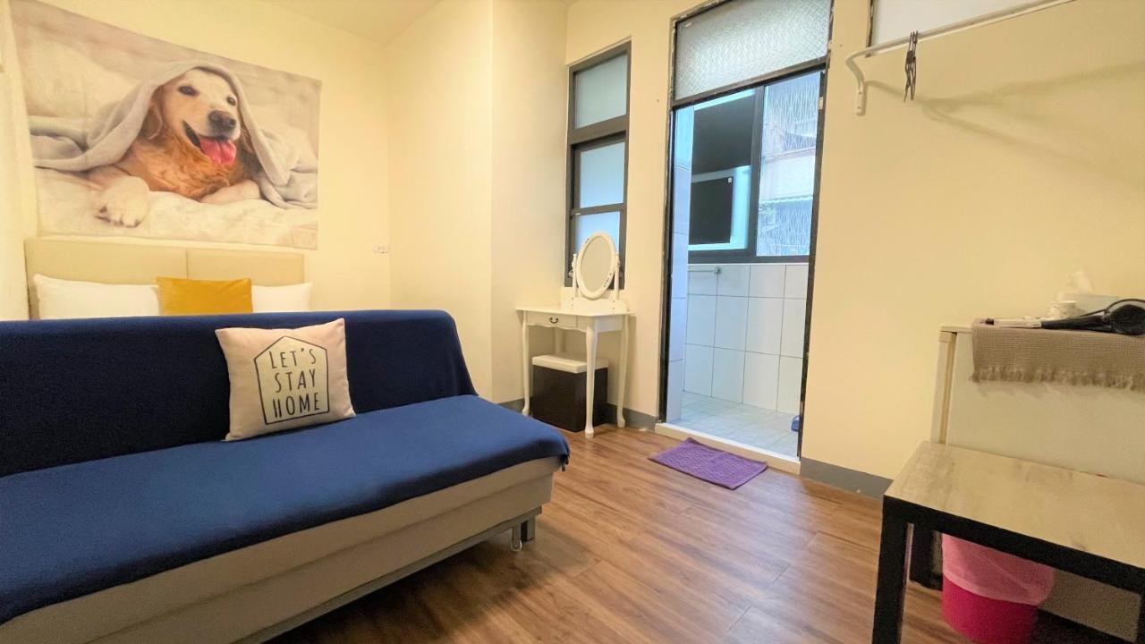 Fengjia 08 Home Taichung Exterior photo